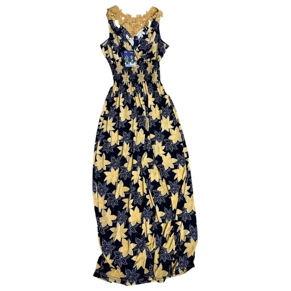 NWT XL Floral Maxi Dress Smocked Bodice Lace Trim--Fits like a Med - Picture 1 of 3